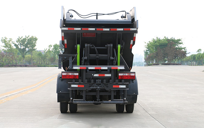 骏铃V3自装卸式垃圾车 后装