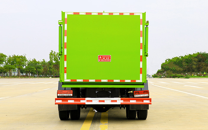 江淮侧装压缩垃圾车