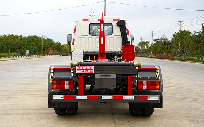 小卡之星2柴油3方车厢可卸式垃圾车