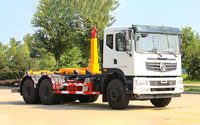 东风华神后双桥车厢可卸式垃圾车