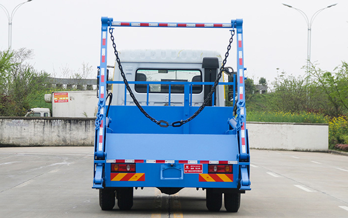 华神KL5摆臂式垃圾车