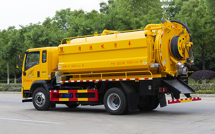 重汽豪曼清洗吸污车