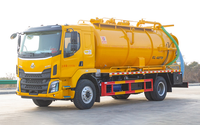 柳汽乘龙清洗吸污车