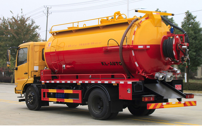 东风天锦清洗吸污车