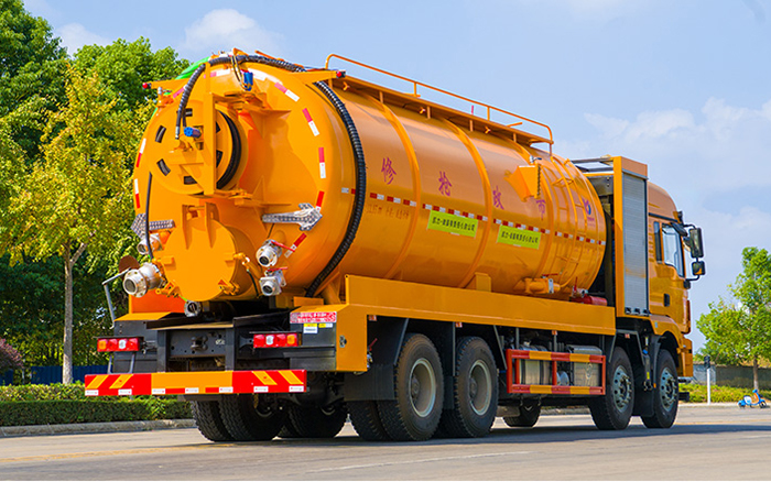 陕汽德龙前四后八清洗吸污车