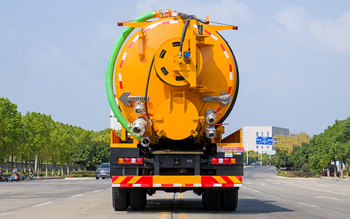 陕汽德龙前四后八清洗吸污车