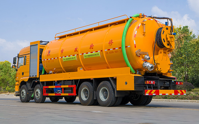 陕汽德龙前四后八清洗吸污车