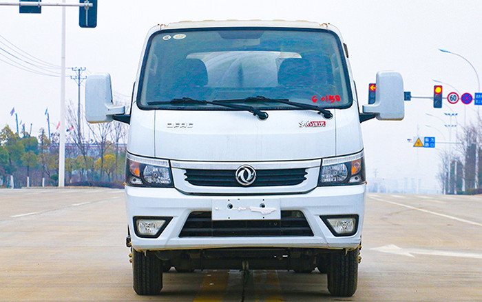 东风途逸吸污车