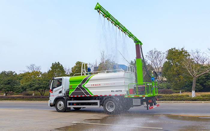 东风华神T3铁路抑尘车