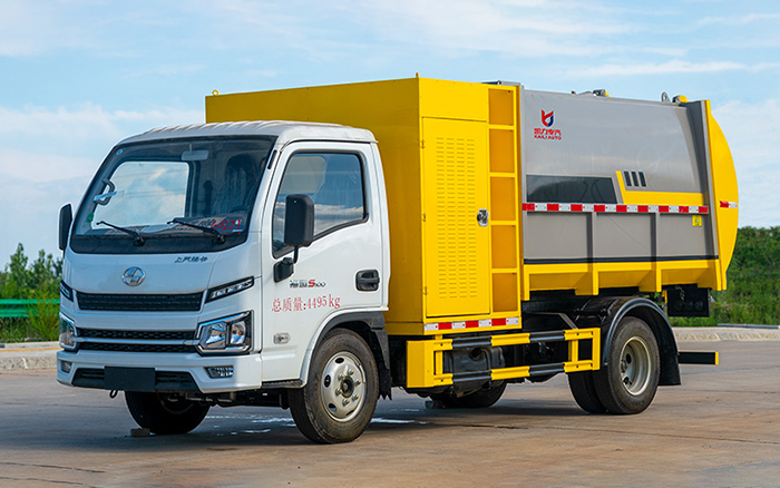 上汽轻卡物料粉碎车