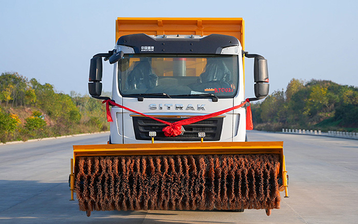 重汽后双桥除雪车