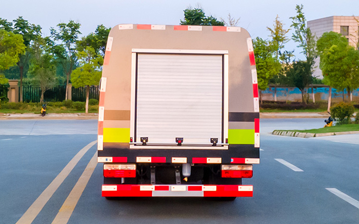 途逸路面养护车