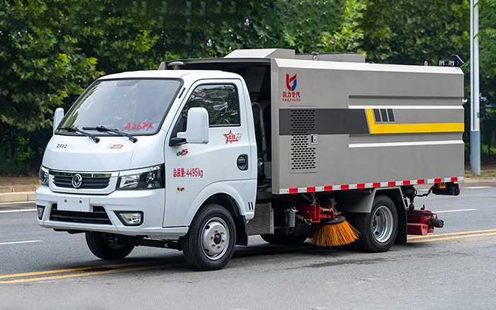 途逸后置吸尘车