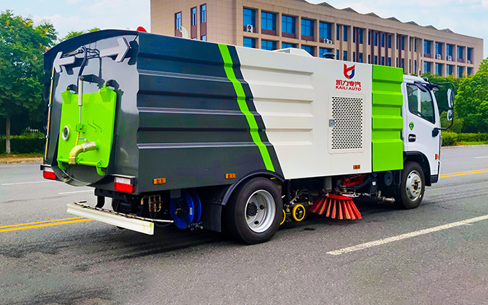 东风大多利卡洗扫车