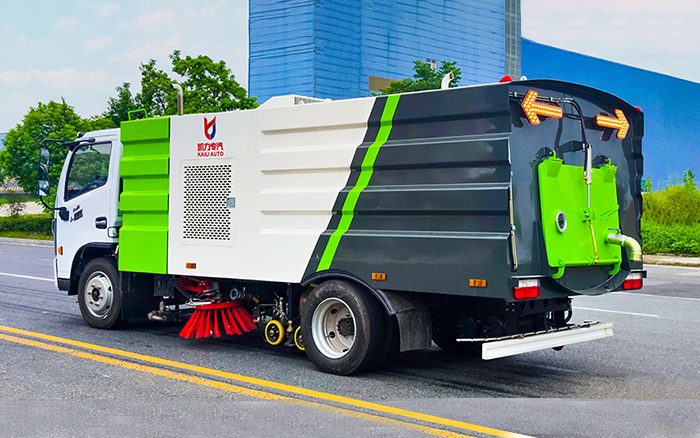 东风大多利卡洗扫车