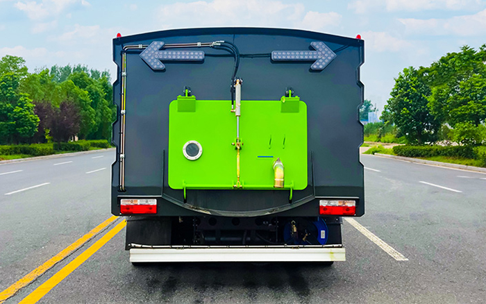 东风大多利卡洗扫车