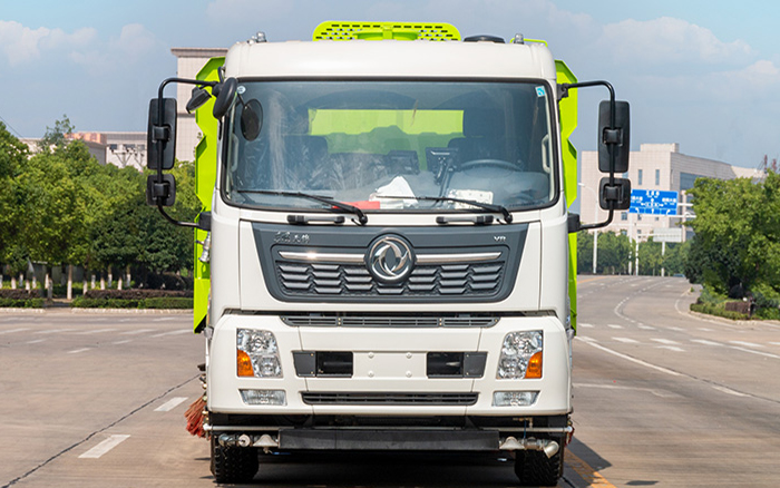 东风天锦洗扫车