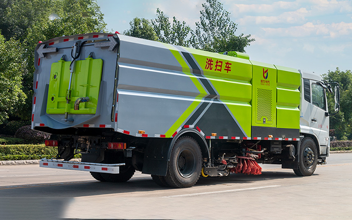 东风天锦洗扫车