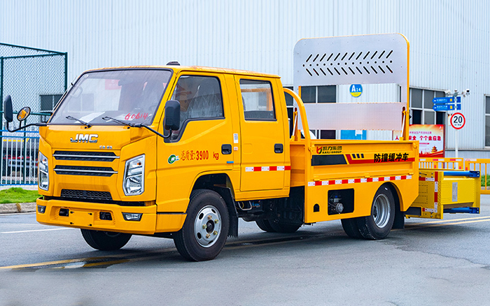 江铃顺达防撞缓冲车