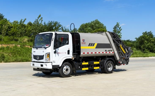东风10.5方压缩式垃圾车