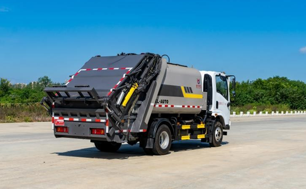 东风10.5方压缩式垃圾车