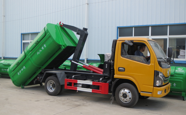 小福瑞卡5方车厢可卸式垃圾车